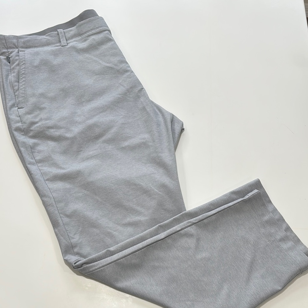 Tommy Bahama Performance Golf Stretch Casual